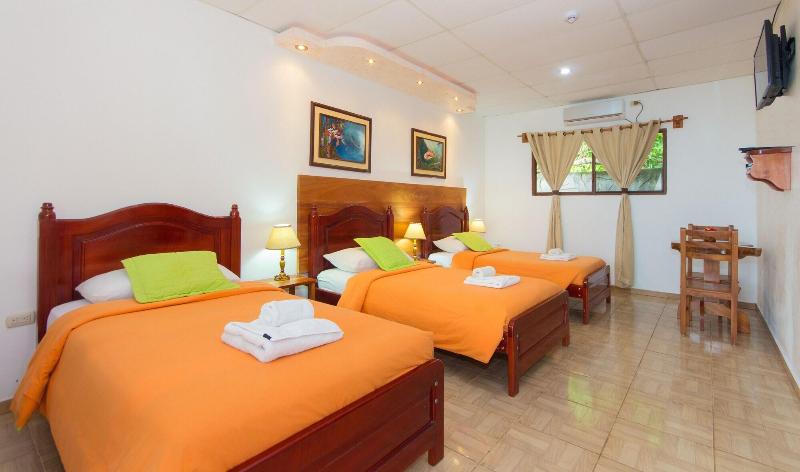 Twin Hotel Galapagos image
