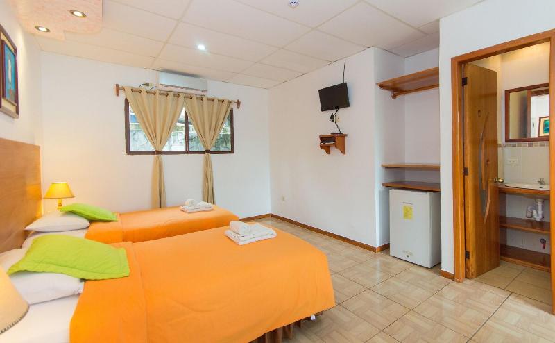 Twin Hotel Galapagos image