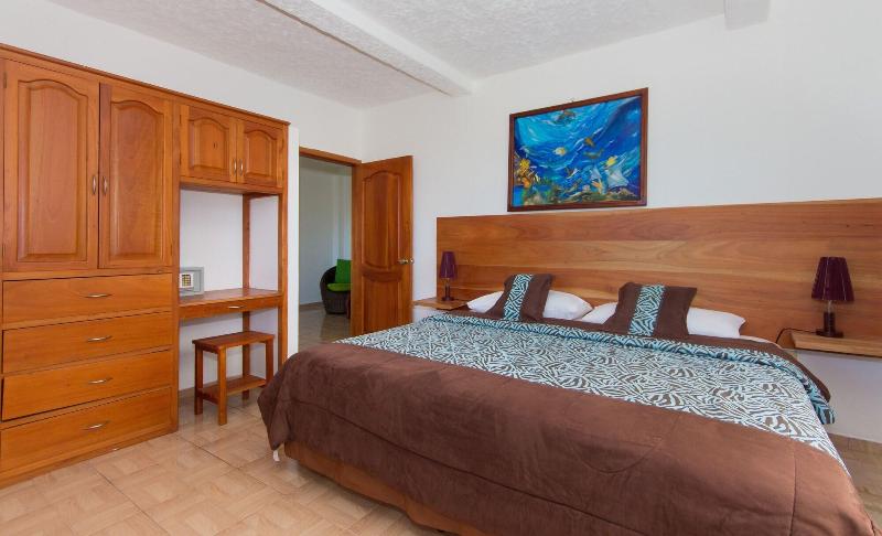 Twin Hotel Galapagos image
