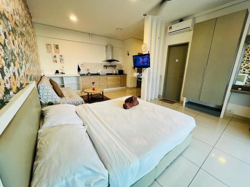 Comfort Zone Premium Guesthouse Evo1 image
