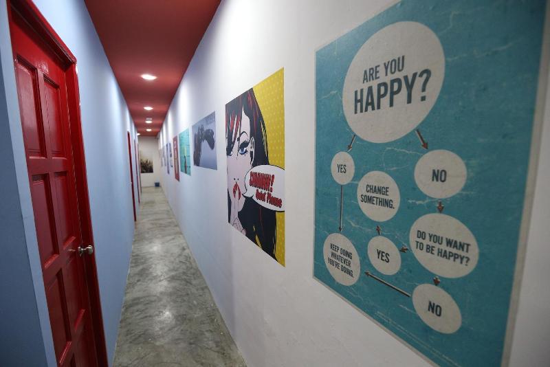 Noisy Room - Bukit Mata image