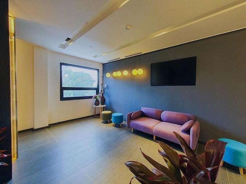Tsr Seafront Hotel image