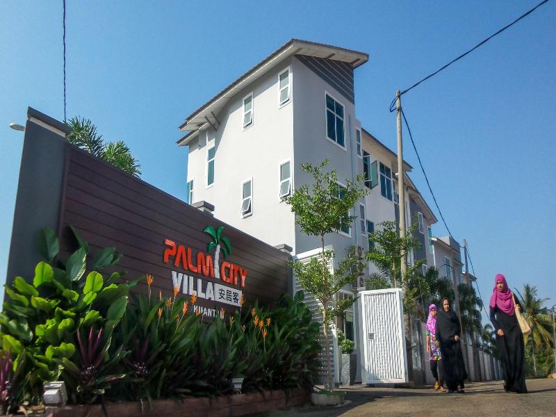 Palm City Villa image