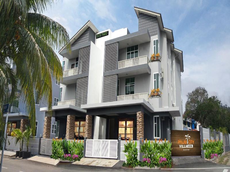 Palm City Villa image