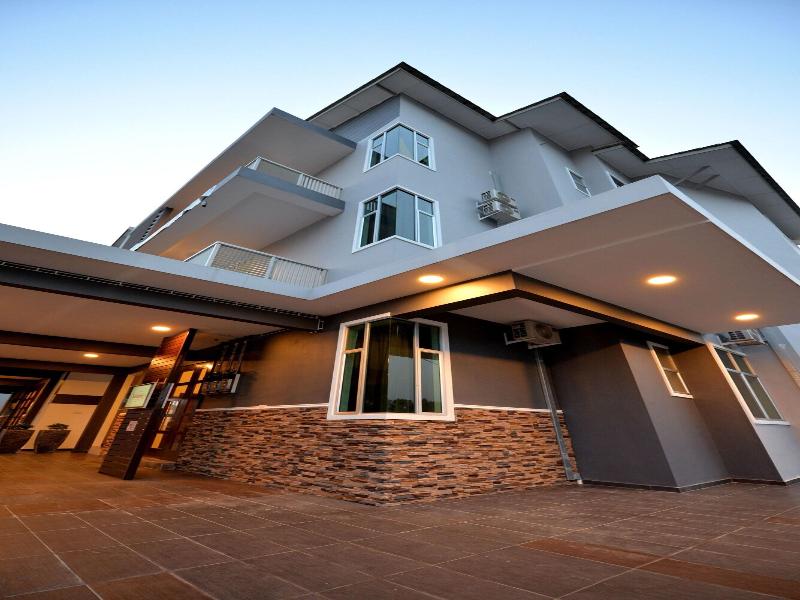 Palm City Villa image