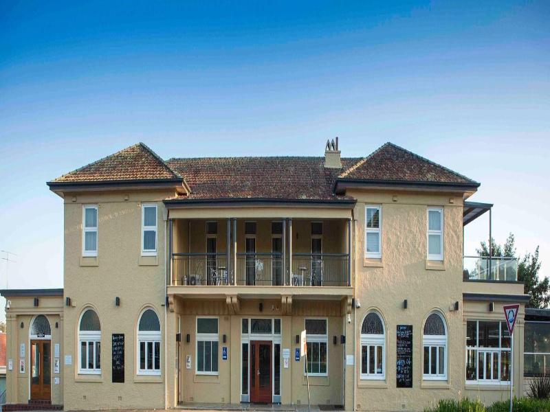 The Huskisson image