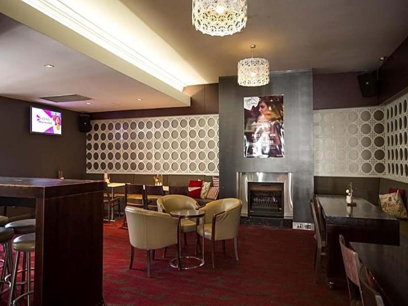 Nags Head Hotel image