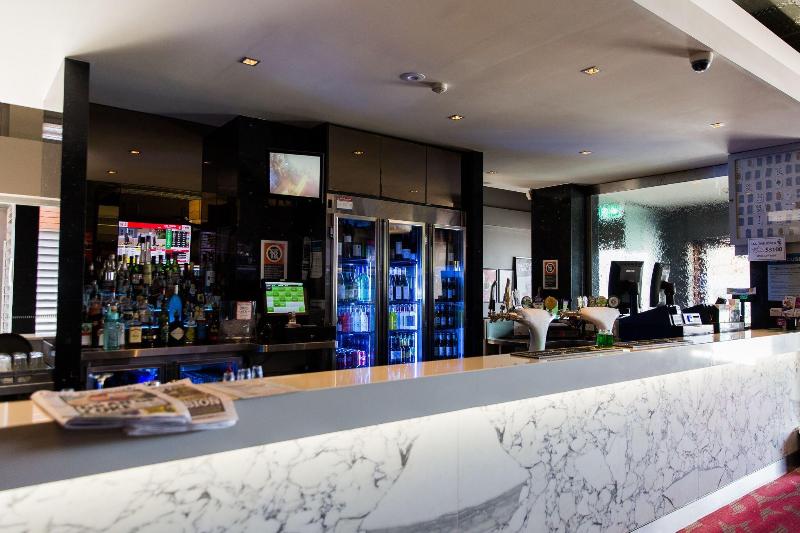 Nags Head Hotel image