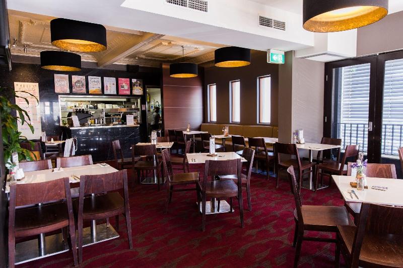 Nags Head Hotel image
