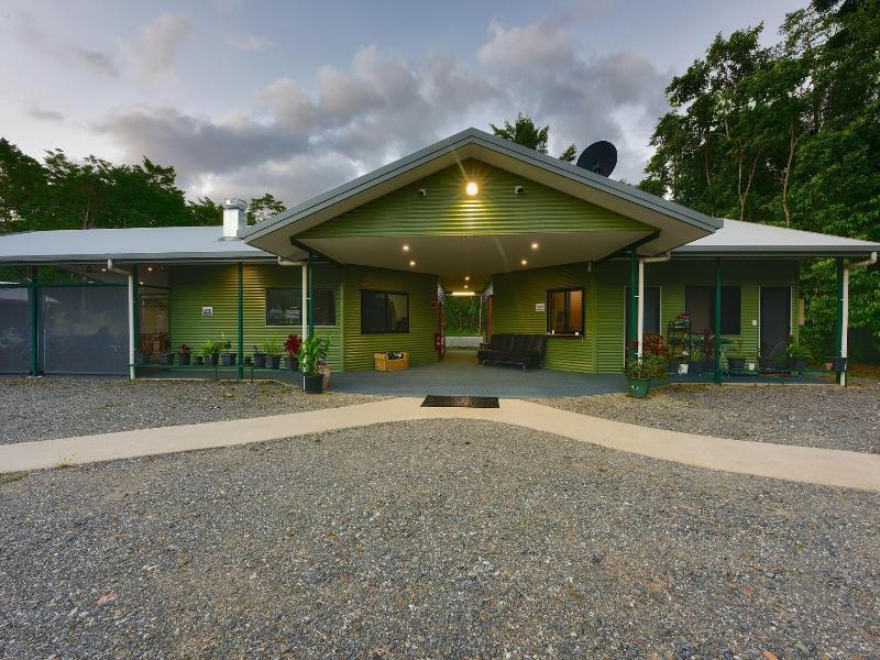 Daintree Peaks Eco Stays image