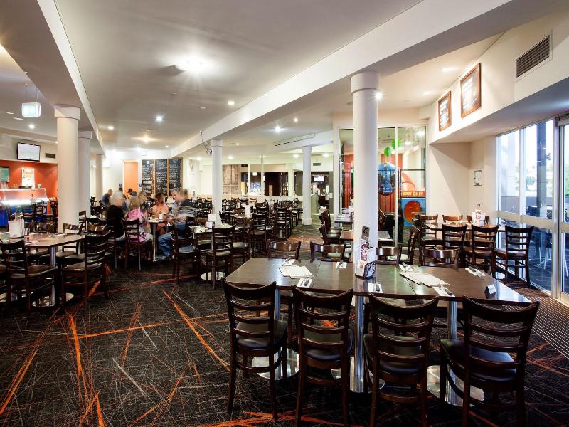 Vale Hotel image