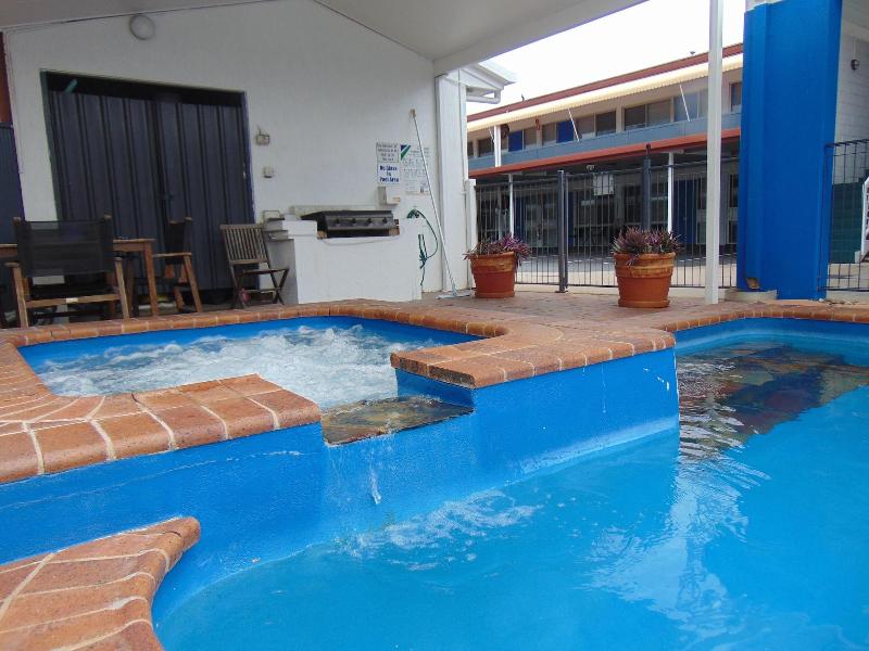 Rockhampton Court Motor Inn image