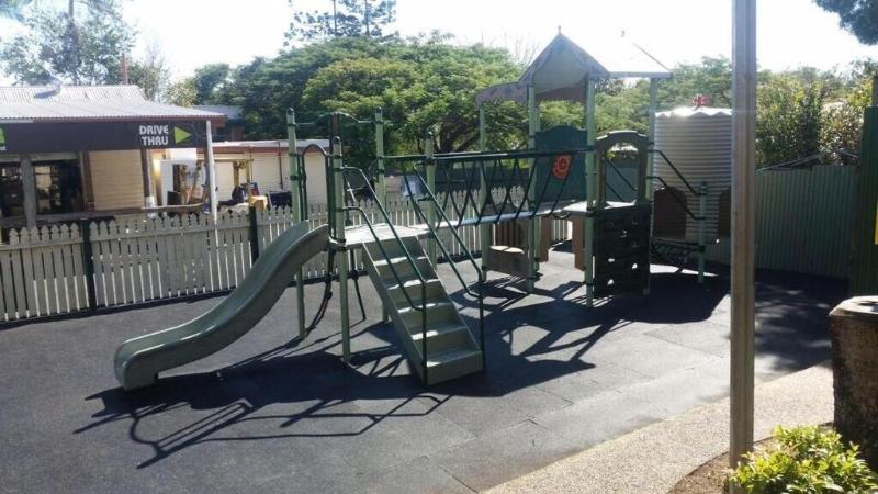 Gin Gin Budget Accommodation image