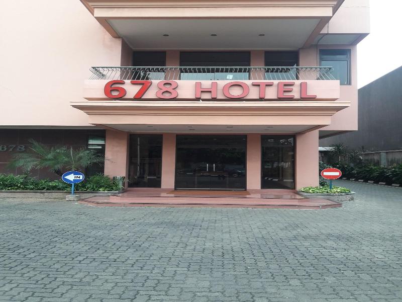 Hotel 678 Kemang image