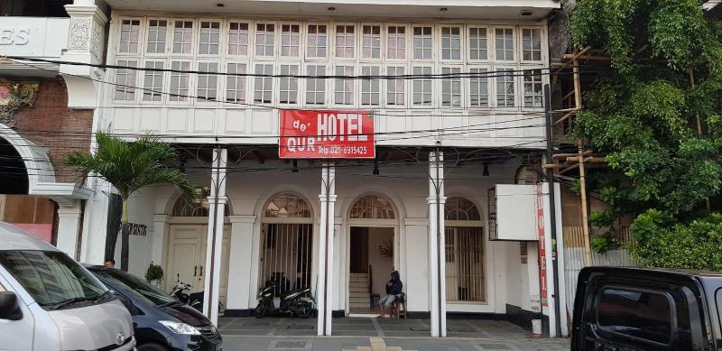 Hotel Dequr Jakarta Kota image