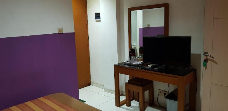 Hotel Dequr Jakarta Kota image