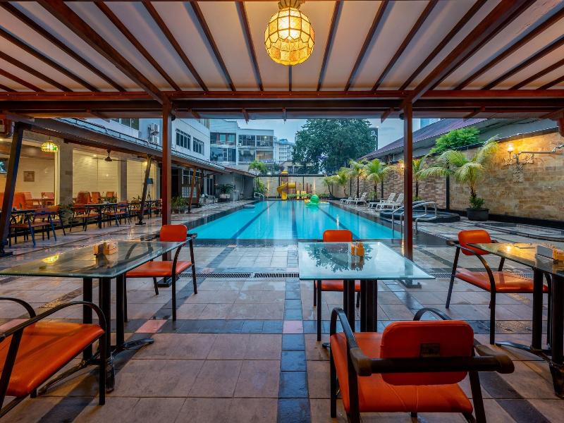 Hotel Marcopolo Jakarta image
