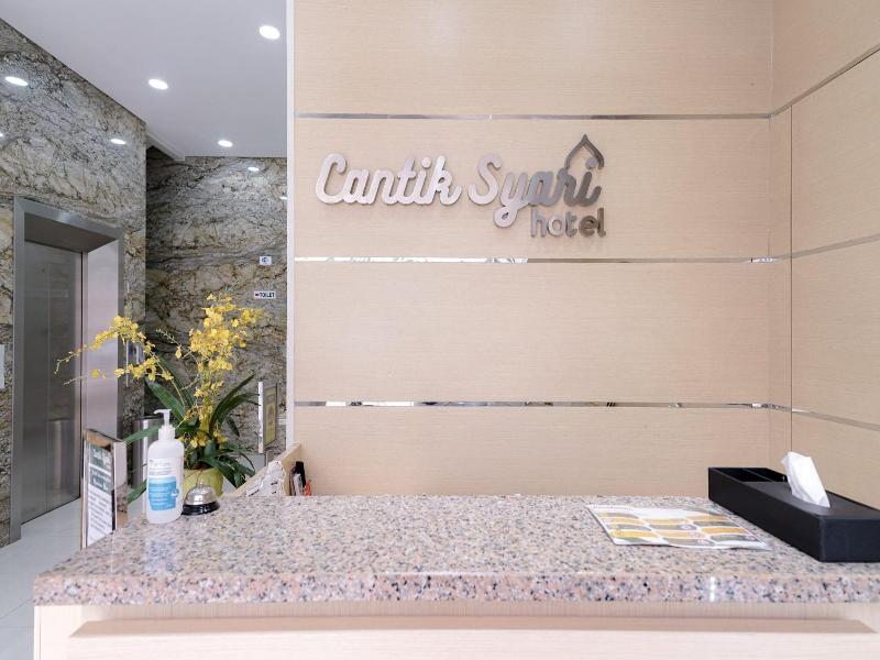 Hotel Cantik Syari image