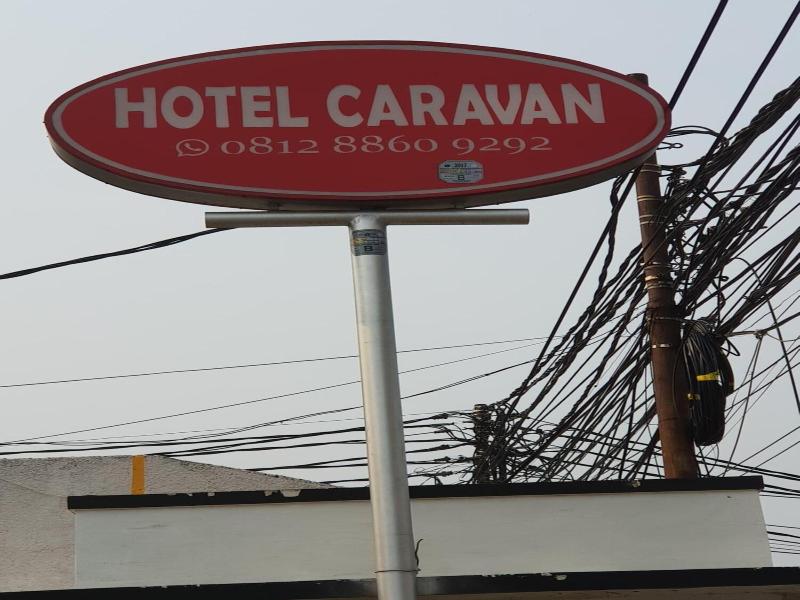 Hotel Caravan image