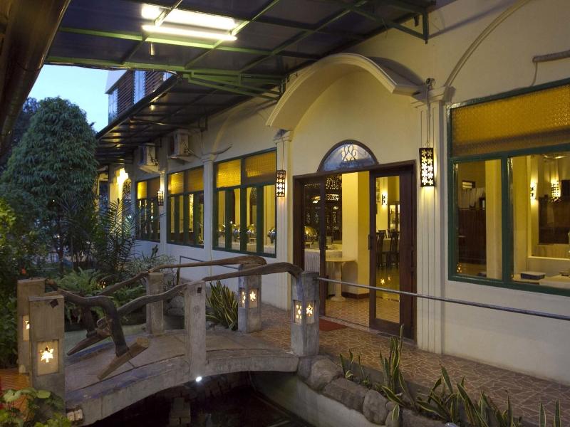 Sare Suites image