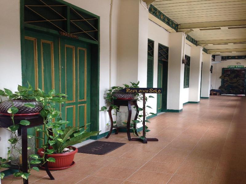 Sare Suites image