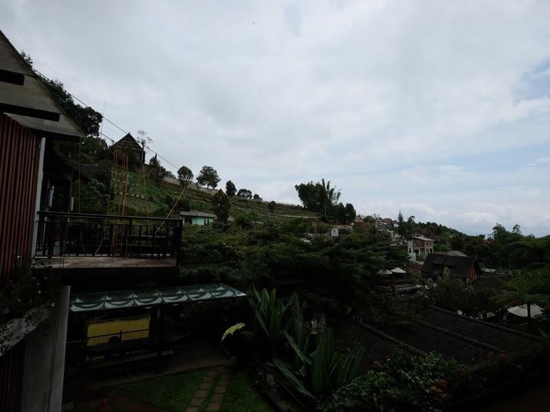 Rumah Stroberi Organic Farm And Lodge