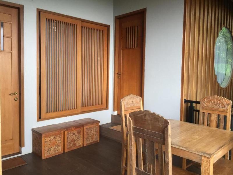 Rumah Stroberi Organic Farm And Lodge