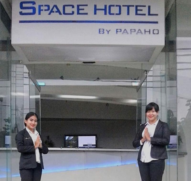 Space Hotel By Papaho image