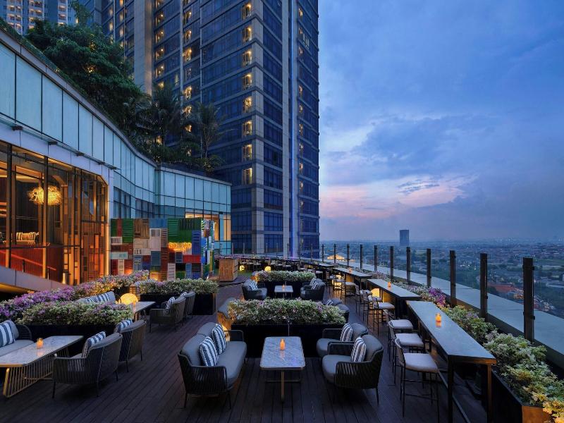 Four Points by Sheraton Surabaya, Pakuwon Indah image