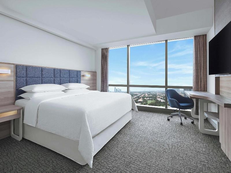 Four Points by Sheraton Surabaya, Pakuwon Indah image