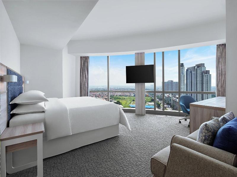 Four Points by Sheraton Surabaya, Pakuwon Indah image