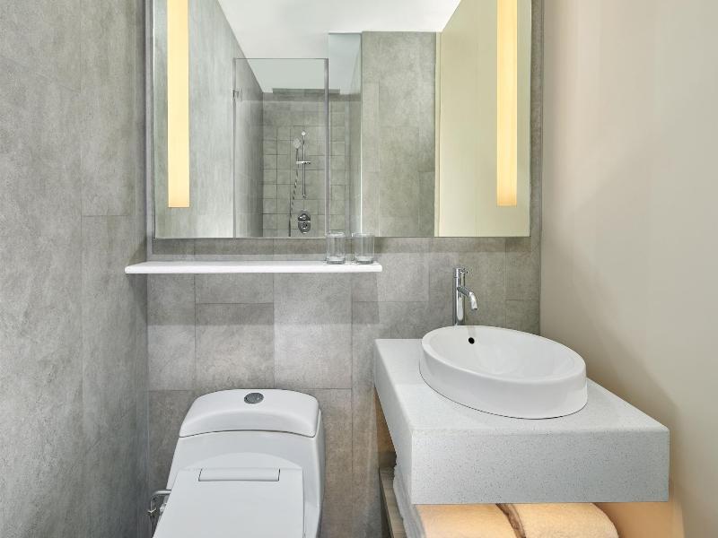 Four Points by Sheraton Surabaya, Pakuwon Indah image