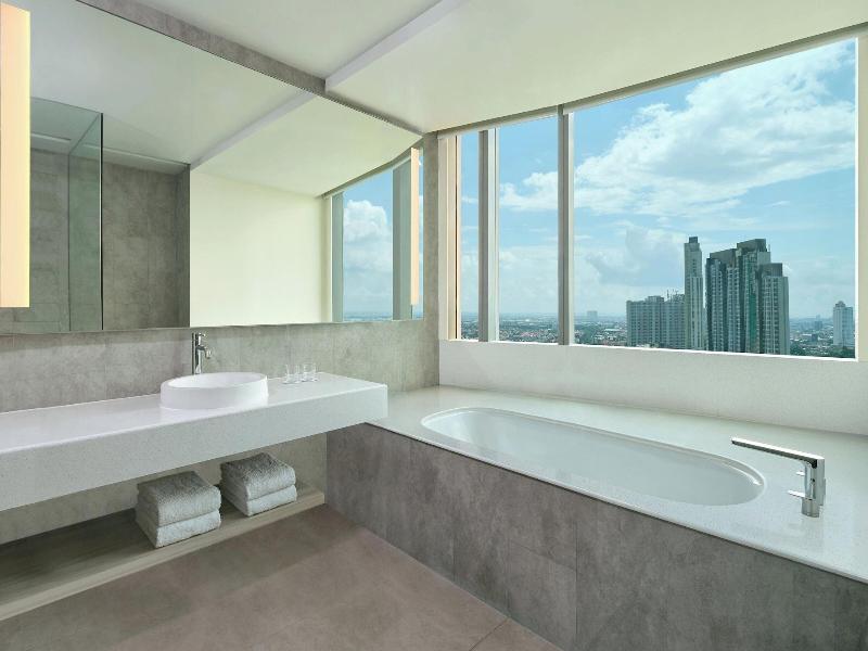 Four Points by Sheraton Surabaya, Pakuwon Indah image
