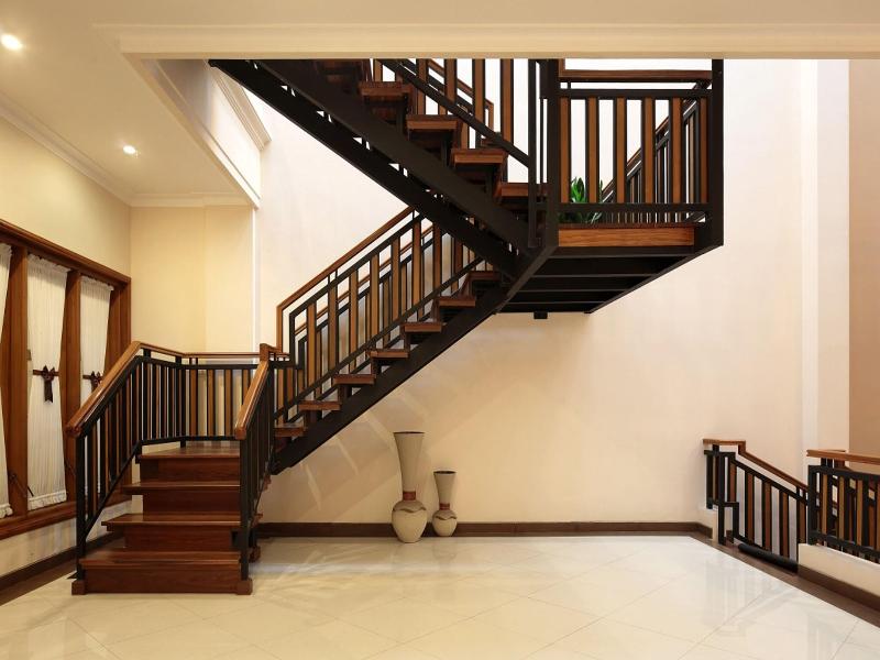 Kertanegara Premium Guest House image