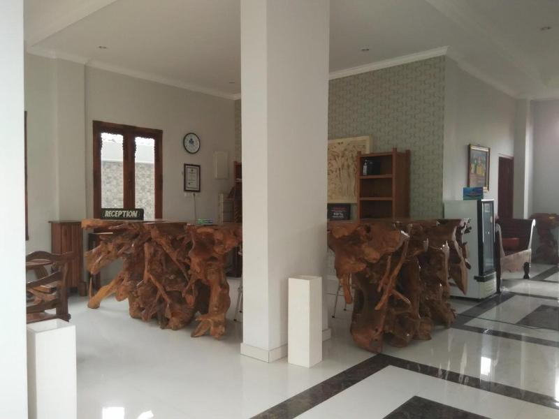 Hotel Wahyu Dana image