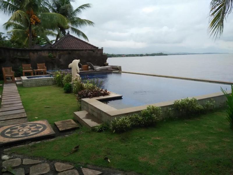 Hotel Wahyu Dana image
