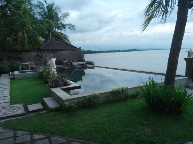Hotel Wahyu Dana image