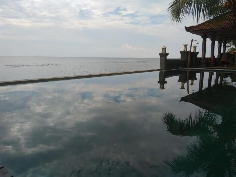 Hotel Wahyu Dana image