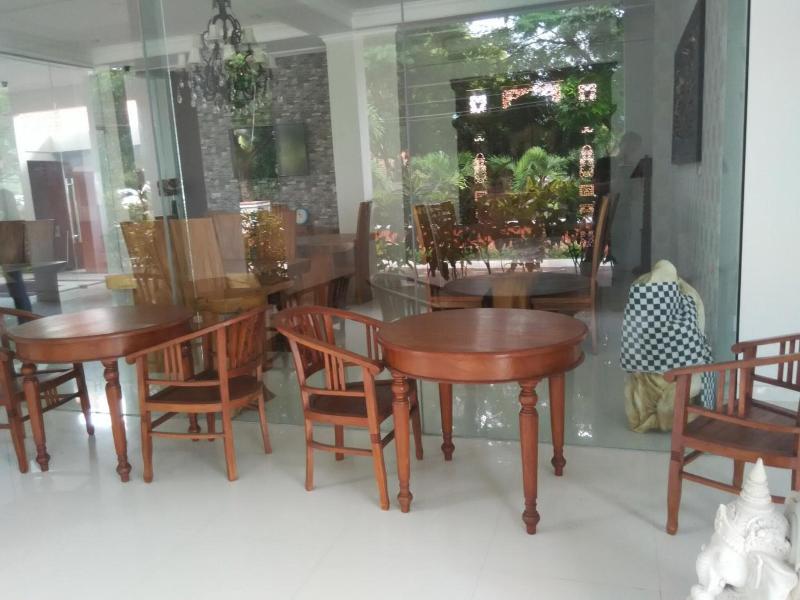 Hotel Wahyu Dana image