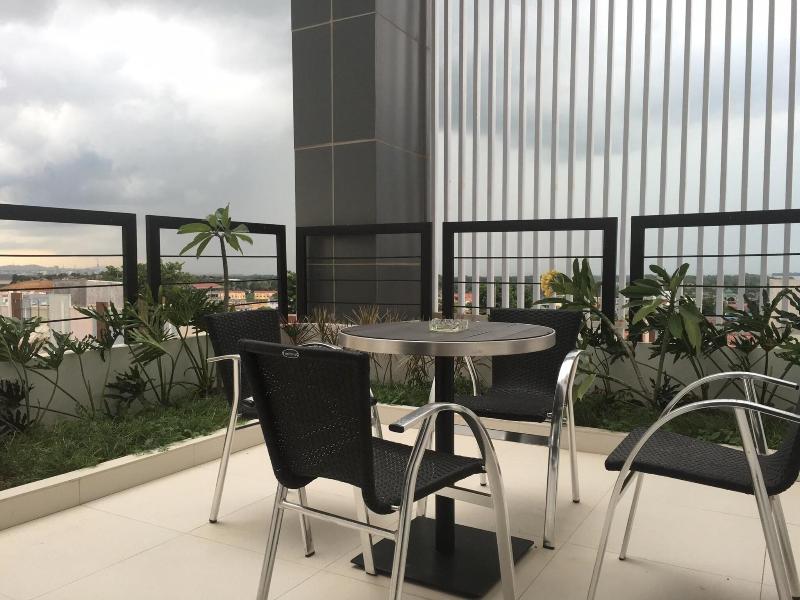 Os Hotel Airport Batam image
