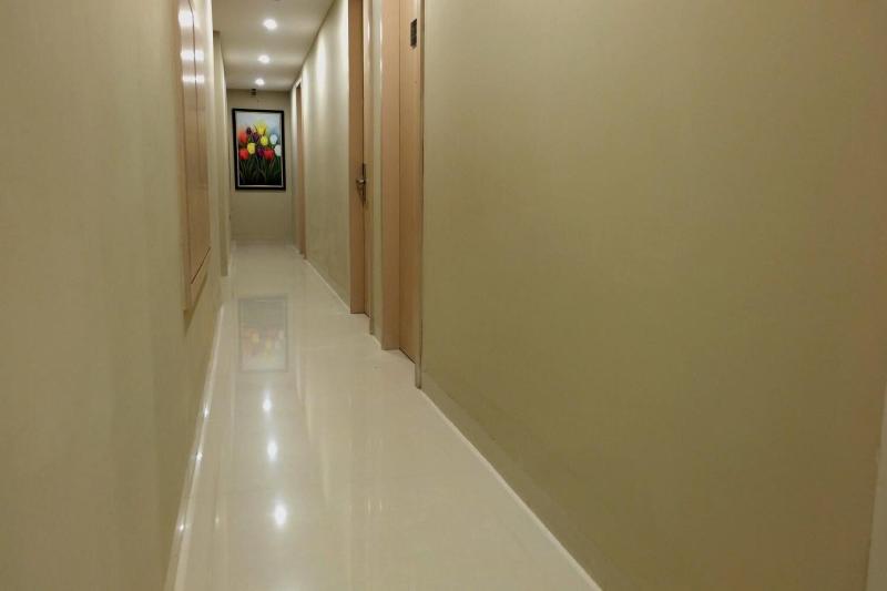 Os Hotel Airport Batam image