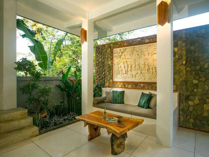 Pesantian Villa & Warung image