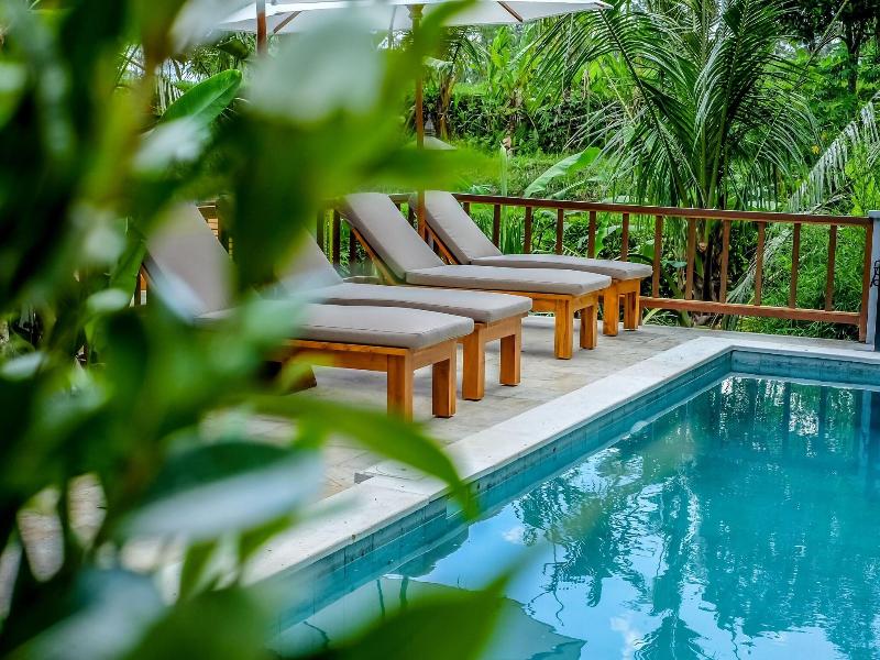 Pesantian Villa & Warung image
