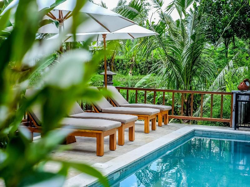 Pesantian Villa & Warung image