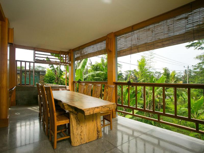 Pesantian Villa & Warung image