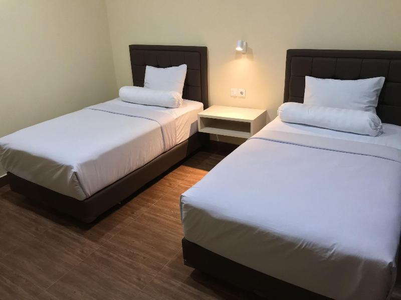 Aman Gati Hotel Lakey image