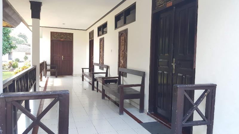 Aman Gati Hotel Lakey image