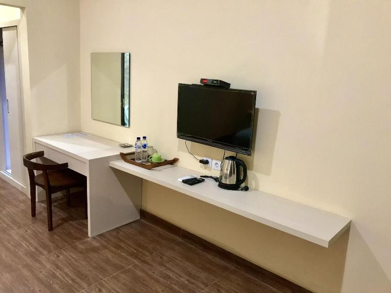 Aman Gati Hotel Lakey image