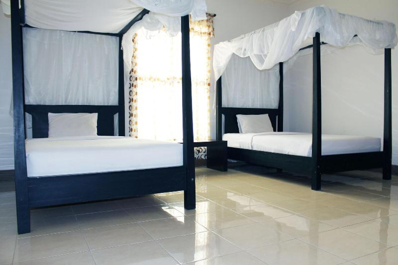 Aman Gati Hotel Lakey image