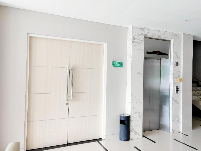 Emerald Hotel